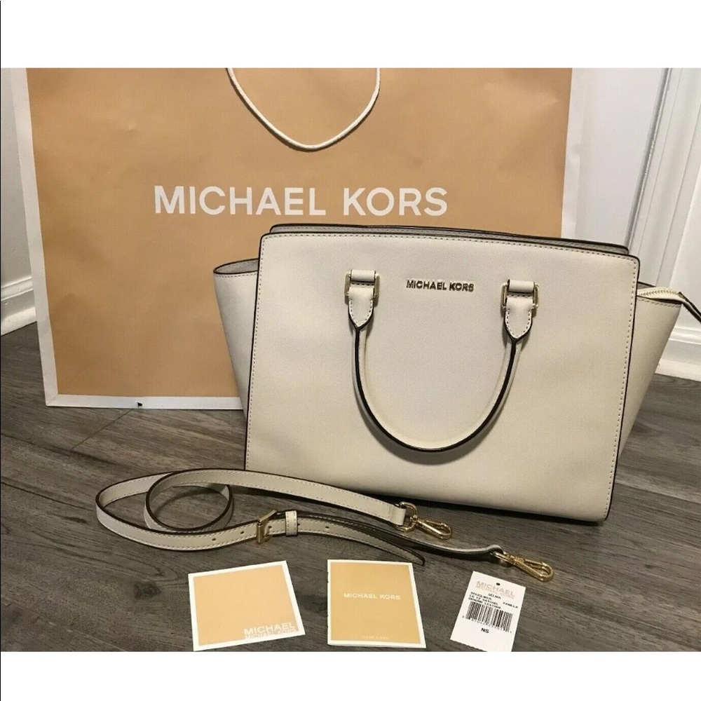 Michael Kors Large Cream Selma handbag